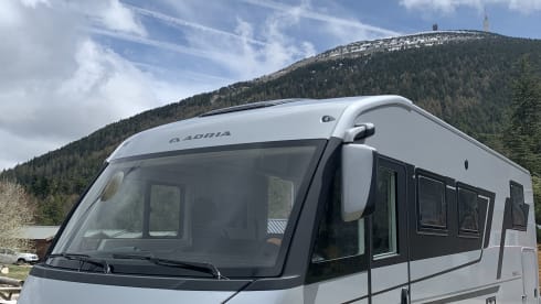Adria Sonic Supreme 700 DL 9 DSG – New Adria Sonic Supreme 700DL 180 HP 9DSG (2024)