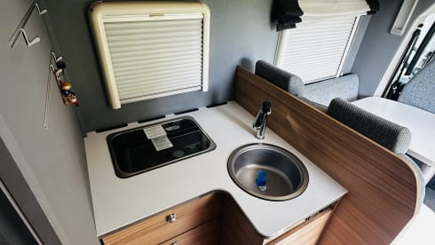Bellissimo camper per famiglie con tanti optional!
