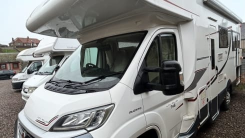 ‘Tay’ – Fiat Rollerteam 746 à 6 couchages, spacieux et confortable sur la route.