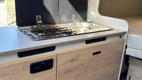 ADRIA Twin 640SLB Supreme AUTOMATIC