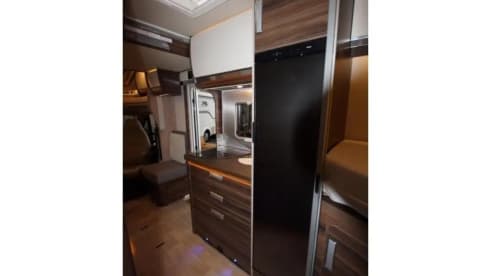 MONZA – Laika Ecovip 3009 ***New***