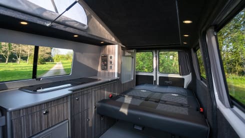 Eleanor  – Volkswagen T6 Highline LWB campervan 