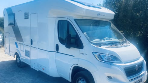 Luxury 4 Berth Motorhome Automatic