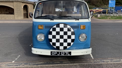 Bonnie – VW Westfalia bus
