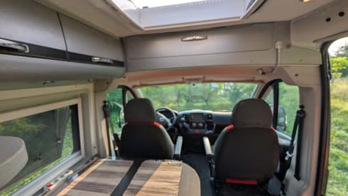2p Adria Mobil bus from 2013