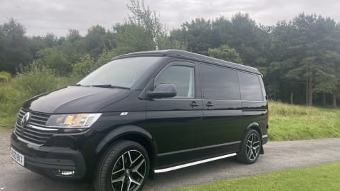Vincent vangooo – 4 berth Volkswagen campervan from 2020