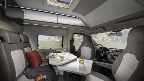 2p Adria Twin bus from 2023 - Free transfer from/to the airport