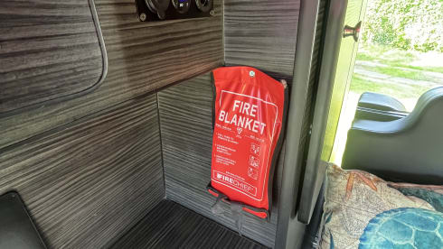 Calipso – 2 berth vauxhall Vivaro campervan  2013