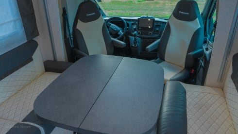 FORD CHAUSSON 640 170CAR TITANIUM PREMIUM