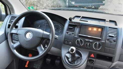 Bert – 4p Volkswagen campervan 