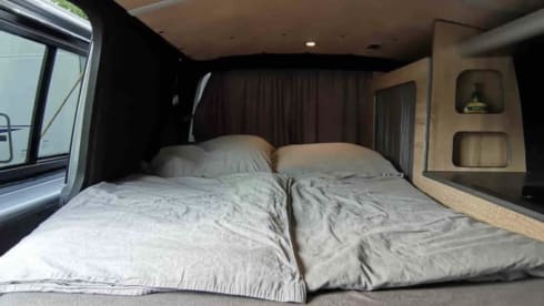 Nova – Simply experience. Learn to love camping with our VW t5.