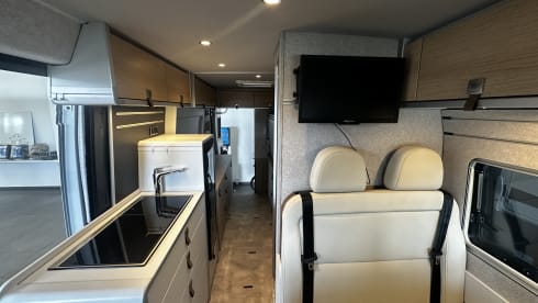 Hymer Yellowstone '24 - Automatic with tow bar 3T