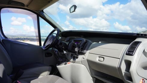 Vida – 20+ Campervan with Airco!