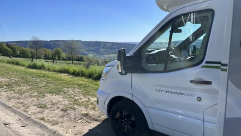 "Reverie" – Titanium Line 797 Ford 165 AT8V Heavy 3/4* pers. bwj.2026