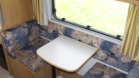 Rimor NG 6 – Rimor NG 6 camper with double bunks 7