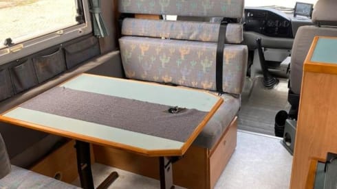 4p Volkswagen alcove from 1998