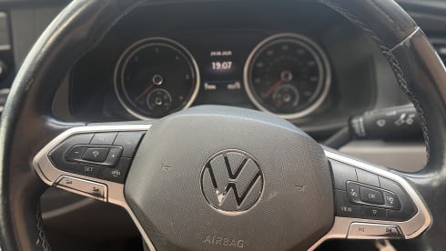 Tigger The Transporter – 4 berth Volkswagen T6.1 2020