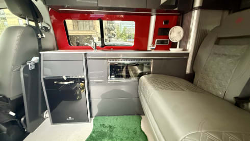 Ruby Roamer – 4 berth Volkswagen campervan from 2023