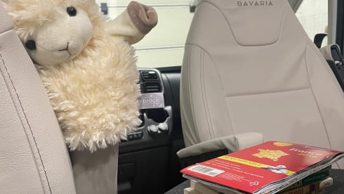 De Bus Mala – 4p Bavaria semi-integrated uit 2025