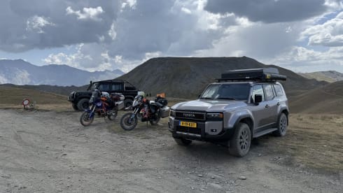 From Desert to Mountains: At Home Everywhere with the Land Cruiser