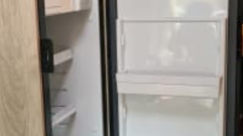 Dolly – Luxury camper with plenty of storage space.