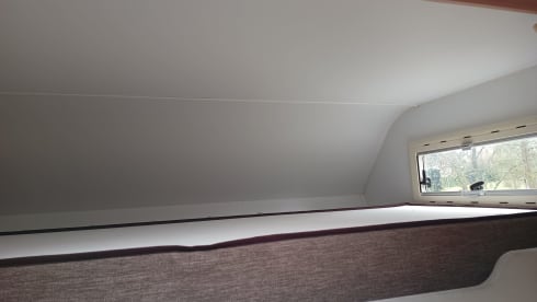 Superruime gezinscamper – 5p Elnagh Marlin 64 Alcove from 2001