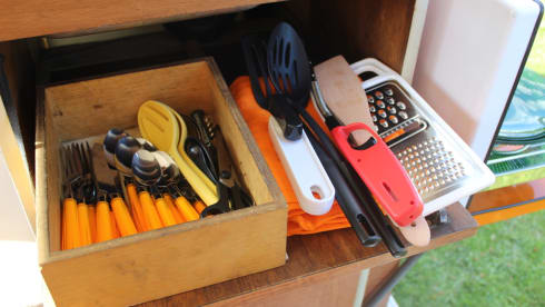 Stanley – LOVE LIFE IN THE SLOW LANE WITH STANLEY