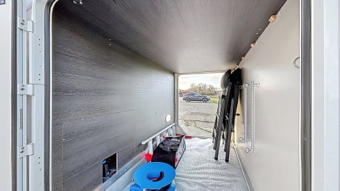 Gloednieuwe Alcove voor 4 personen voorzien van alle comfort! 