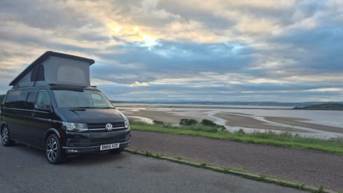 Wild Wanderer – 4 berth VW T6.1 - Insurance Included