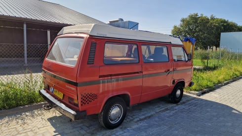 3p Volkswagen bus from 1982