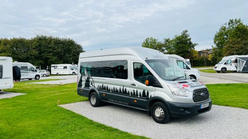 4p Luxury Campervan 
