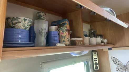 Tante Corrie – 6p Ford Alcove from 2008