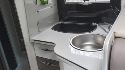 4-pin McLouis integrated from 2021