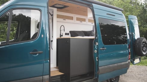 Ian Teal  – Off Grid Festival Ready Campervan!