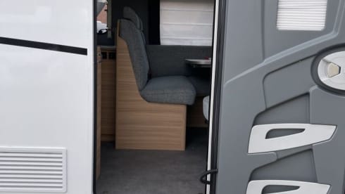 BaBee – 2021 Dethleffs T7052 DBM - Low Profile 4 Berth Motorhome