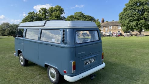 Bernard – Beautiful Campers 1972 VW Early Bay For Hire From Yorkshire