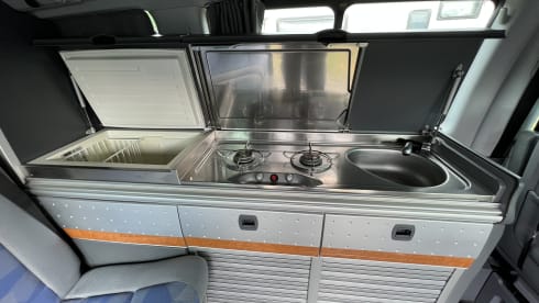 Blu – Mercedes Benz Viano Marco Polo 4 seats