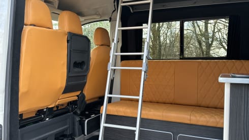 Doogle – 5 berth Vw Crafter campervan lwb