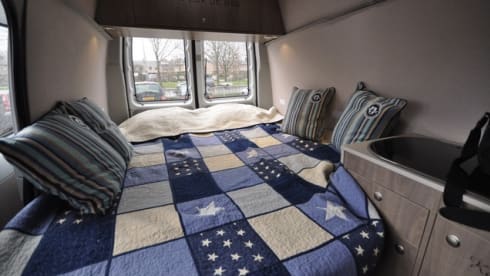 Type 3c – Unique trendy Mercedes Vito Buscamper