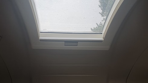 Audrey – Auto-Trail Frontier Comanche mit 6 Schlafplätzen von 2016