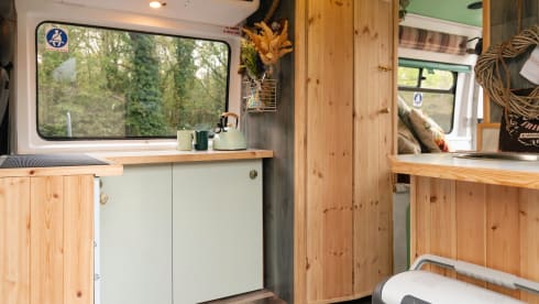 Annie The Ambulance – Ex-Ambulance, 3 Birth, Converted Campervan