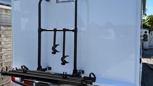 4p LMC Tracer 730EL, teilintegriert ab 2026