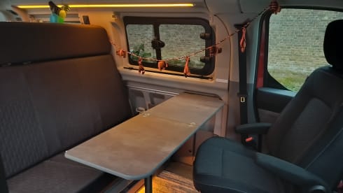 Jackie – Ford-Campingbus für 4 Personen ab 2025