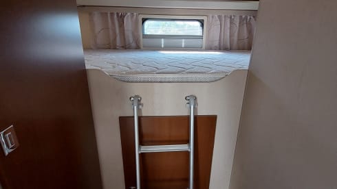 NEW-LUXURY-Rimor Seal 5 Gold – 4-6 berth-Fully equipped- 6 SEATBELTS-Fiat Ducato 140 HP