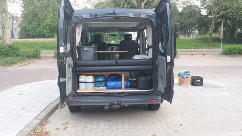 A comfortable and compact Renault Trafic.