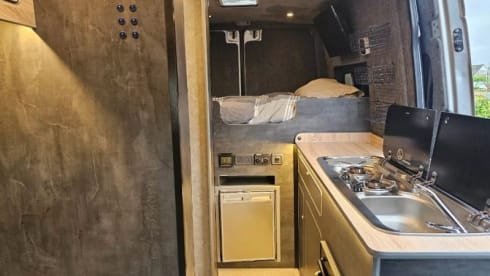 Sprinterella – Off-Grid Mercedes Benz Sprinter - great spec