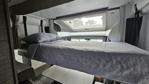 4p Fiat semi-integrated 
