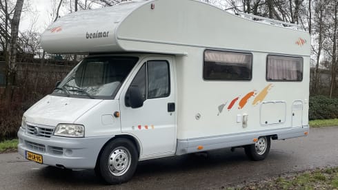 6p Benimar alcove from 2003