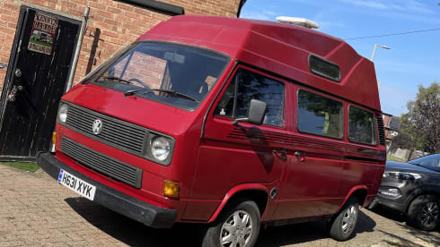 Bilbo – Solar 4 Berth Off Grid VW Camper