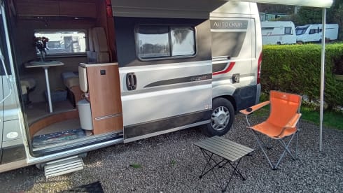 Roma Accent – 3 berth Peugeot Autocruise Accent